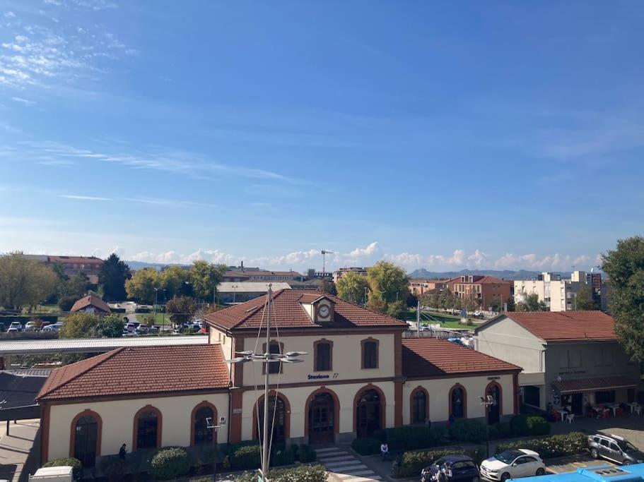 Appartamento Borgo Rane Alba  Luaran gambar